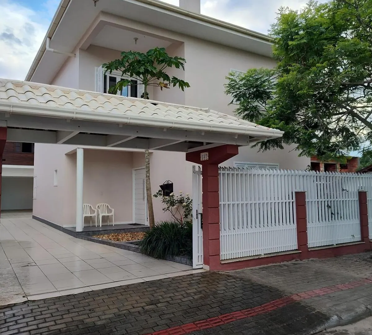 Casa De Ferias Para 12 Pessoas Em Picarras E Beto Carrero