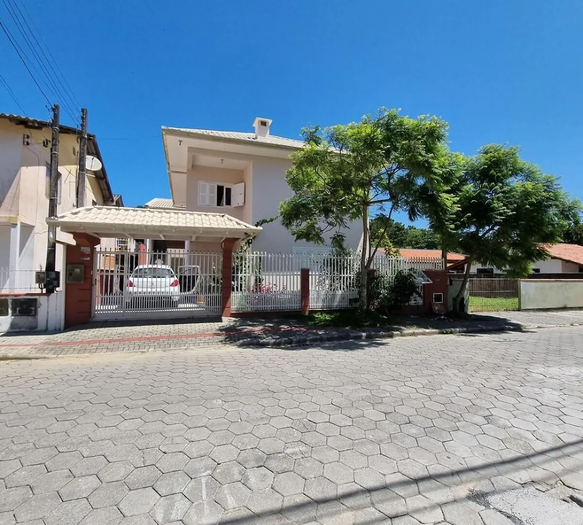 Casa de Férias Casa De Ferias Para 12 Pessoas Em Picarras E Beto Carrero